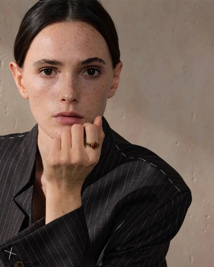 Anel Retrô Pedra Natural Vermelha