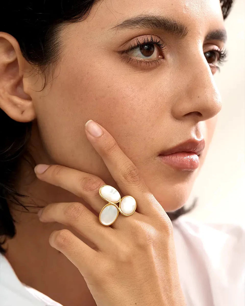Anel Feminino JUVICI em Ouro 18k