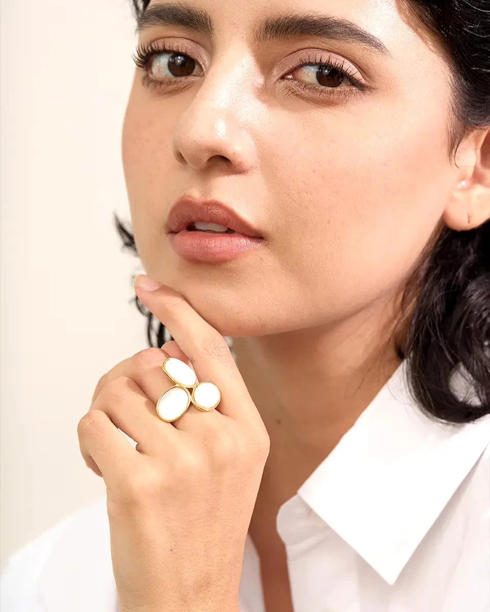 Anel Feminino JUVICI em Ouro 18k