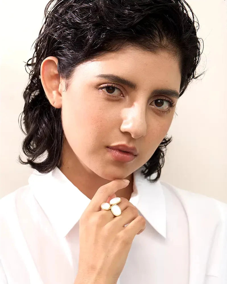 Anel Feminino JUVICI em Ouro 18k