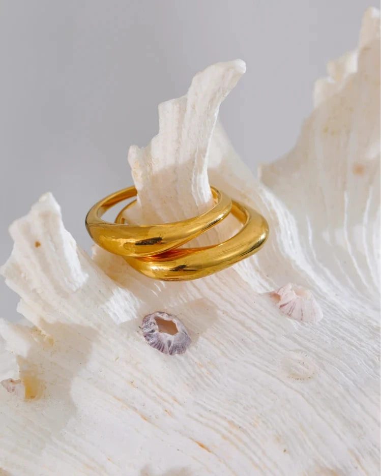 Anel_Feminino_JUVICI_Banhado_em_Ouro_18k (1)