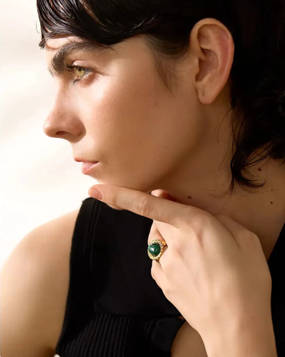 Anel Feminino JUVICI de Ouro 18k 