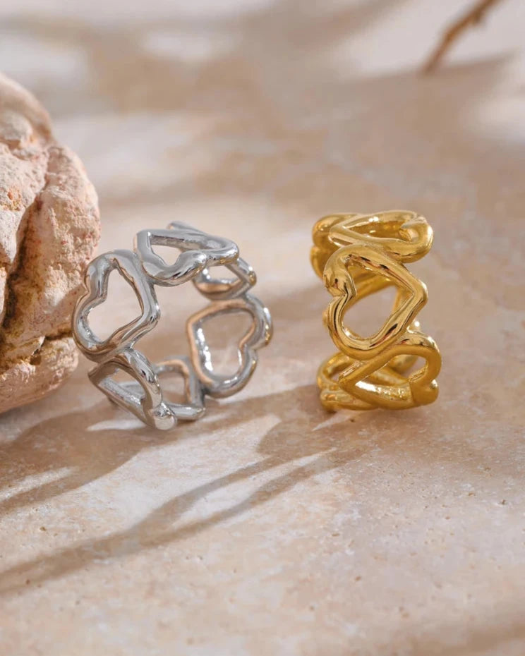 Anel Feminino JUVICI de Corações em Ouro 18k e Prata Esterlina