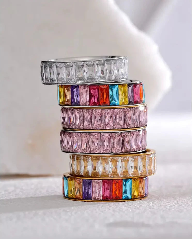 Anel Feminino JUVICI em Ouro 18k
