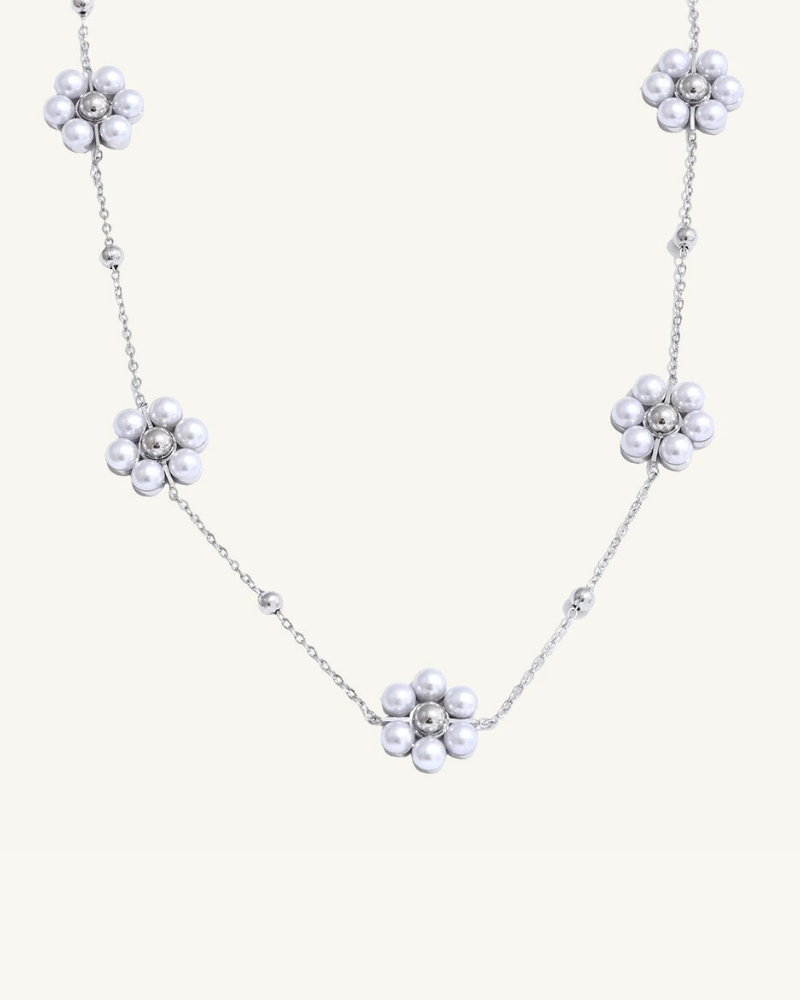 Colar Flores de Pérolas