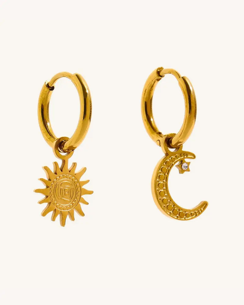 Brinco de Argola Charm Sol & Lua