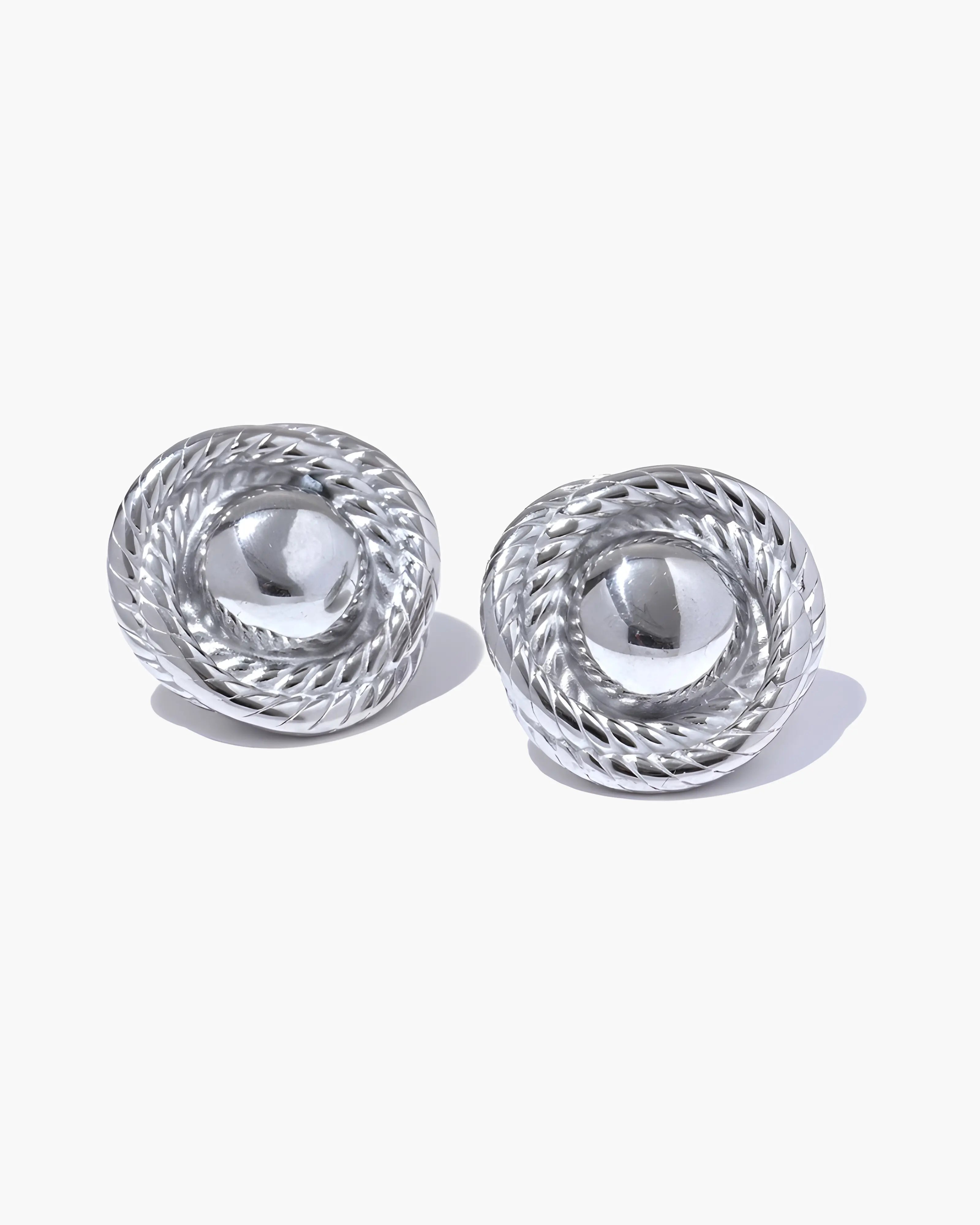 Brinco Stud Orbe Envolta