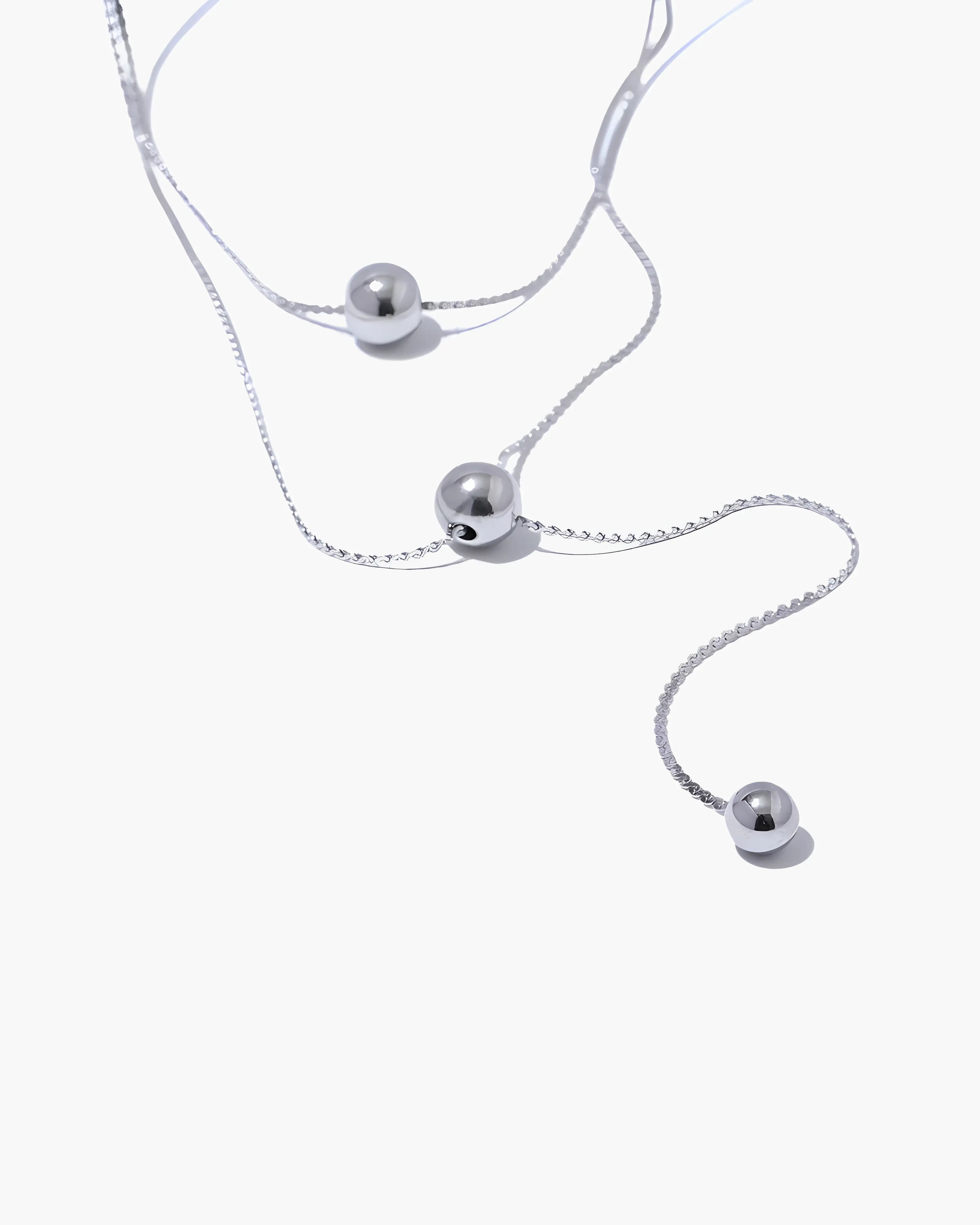 Colar Gravatinha Duplo Esferas