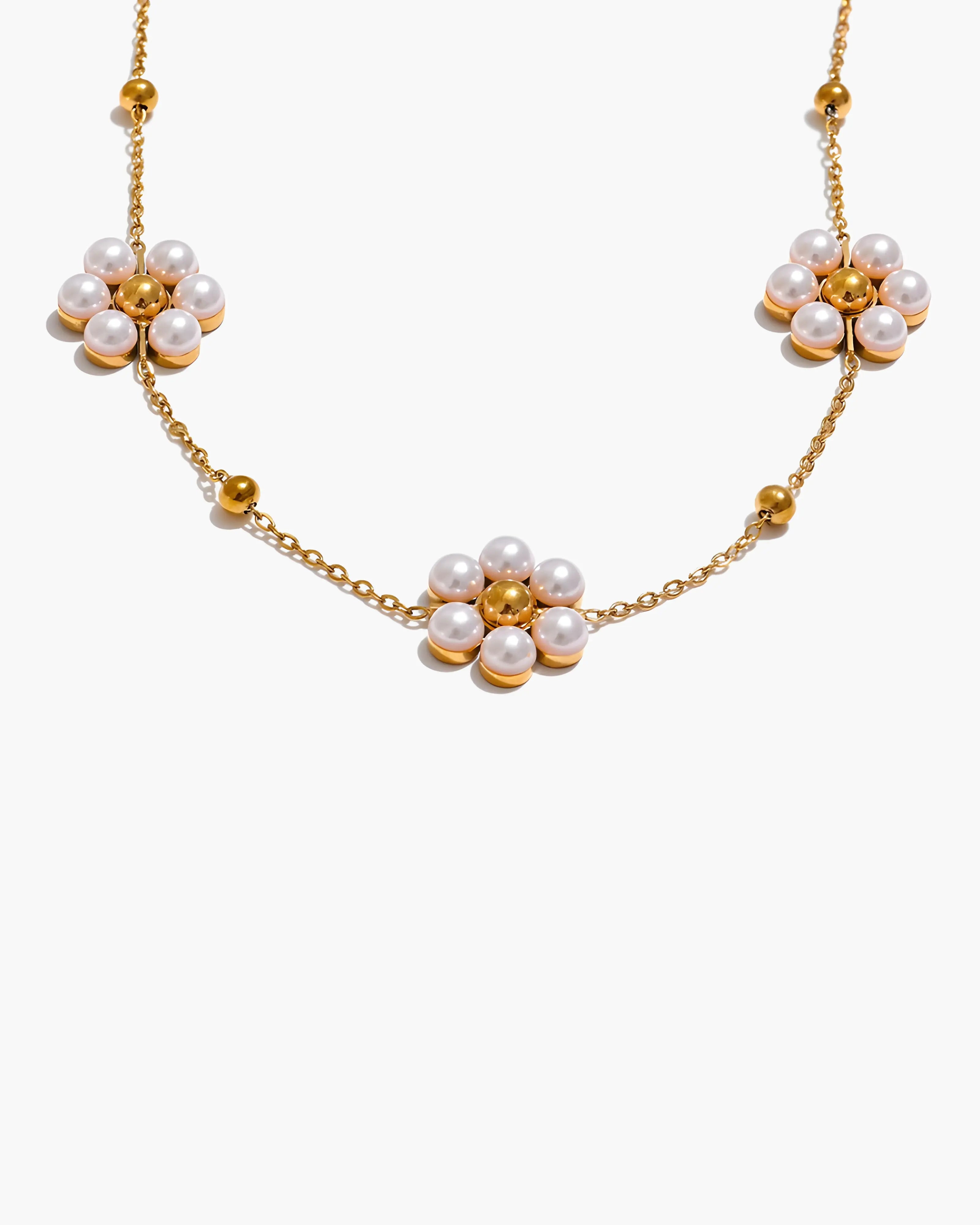 Colar Flores de Pérolas