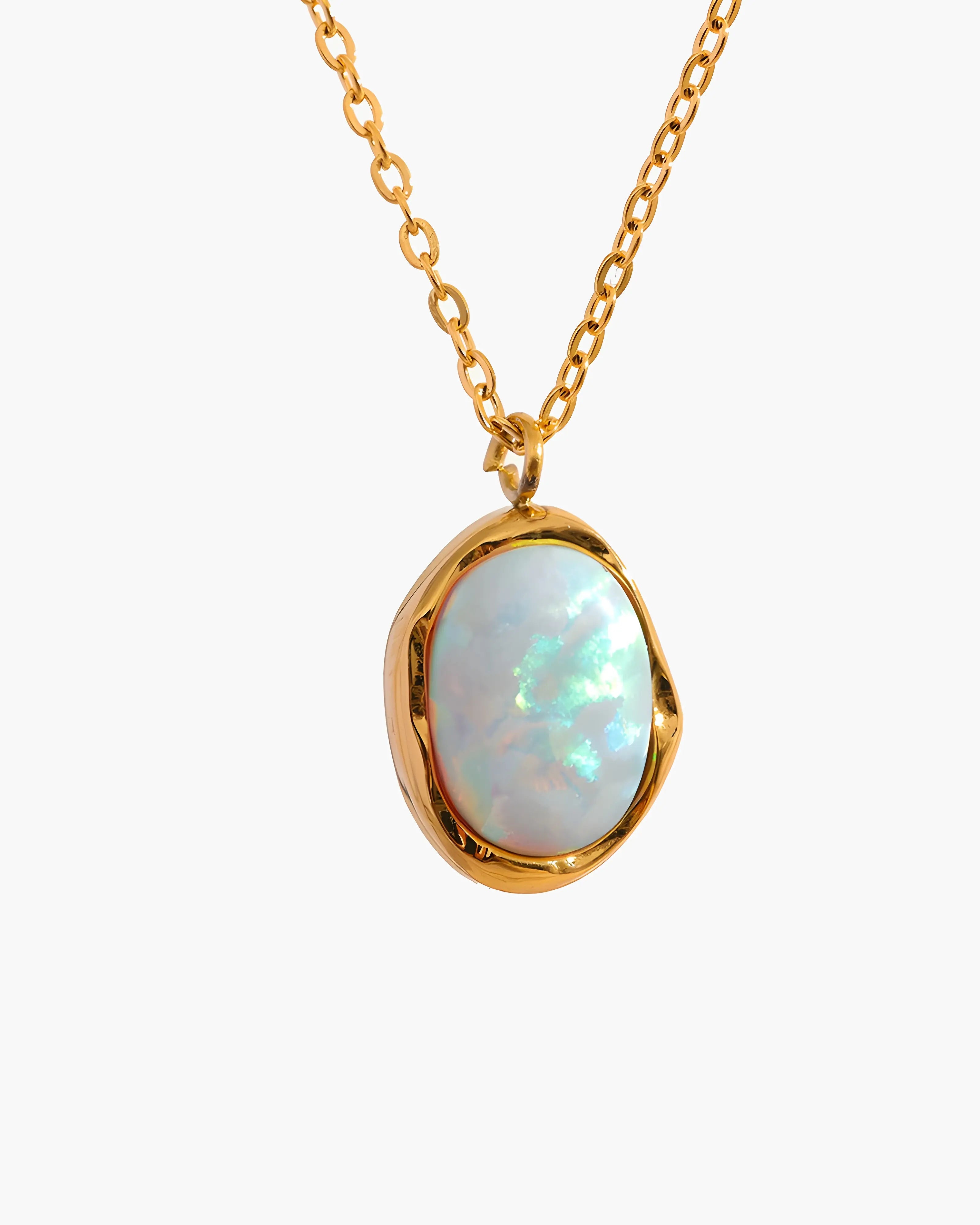 Colar Opala Minimalista