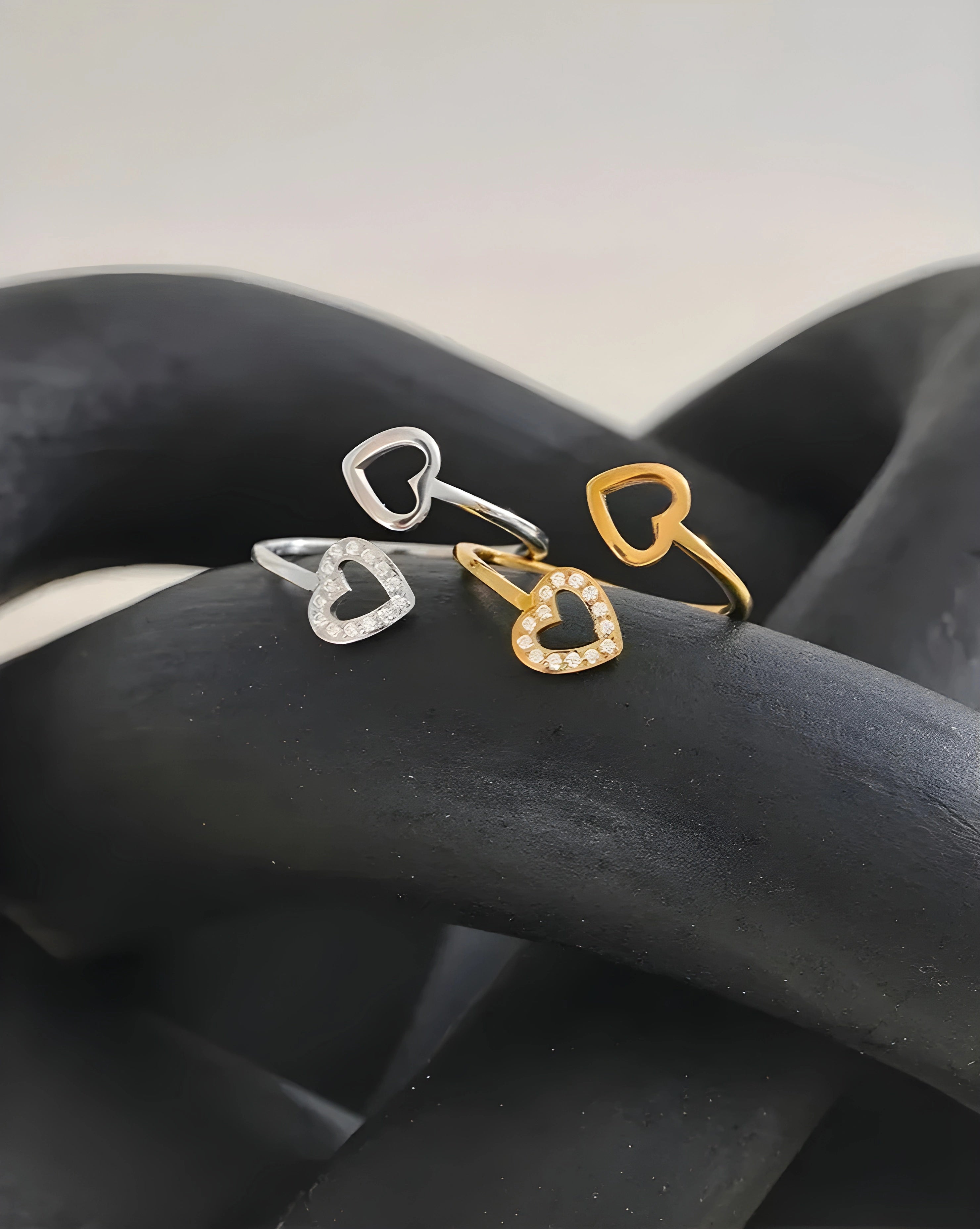 Anel Corações Dainty