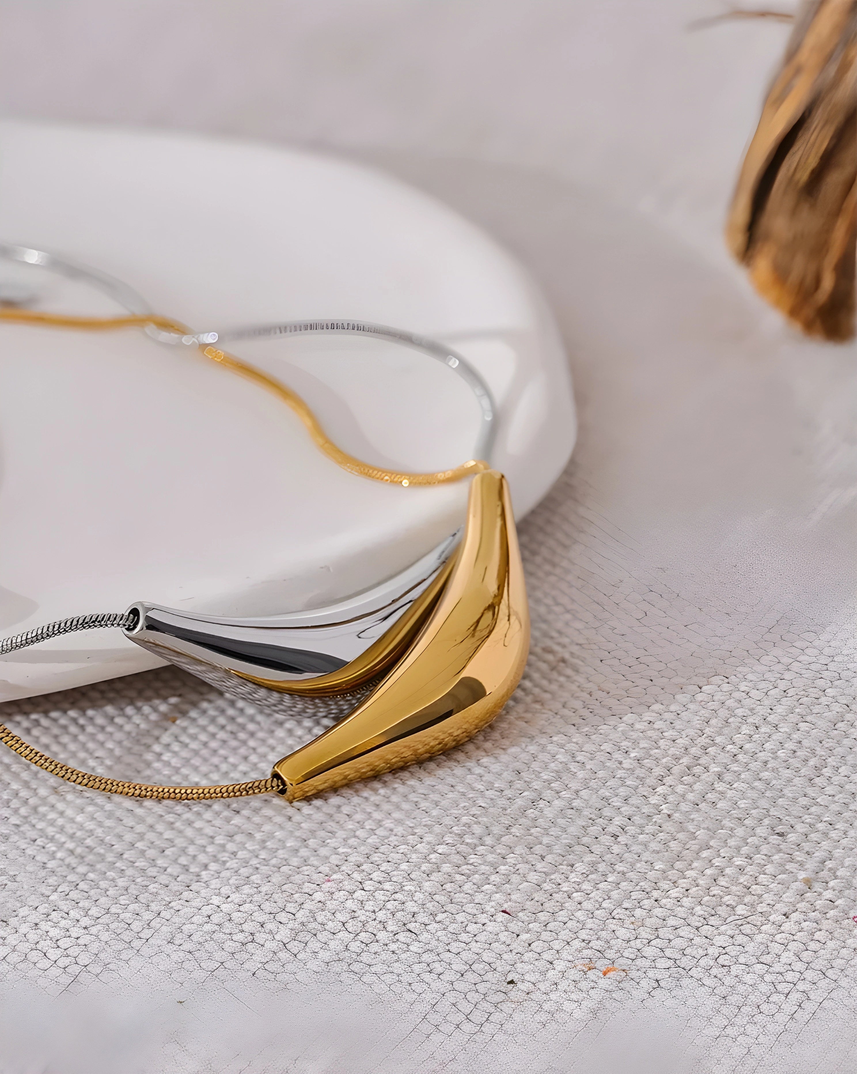 Colar Clavicle State