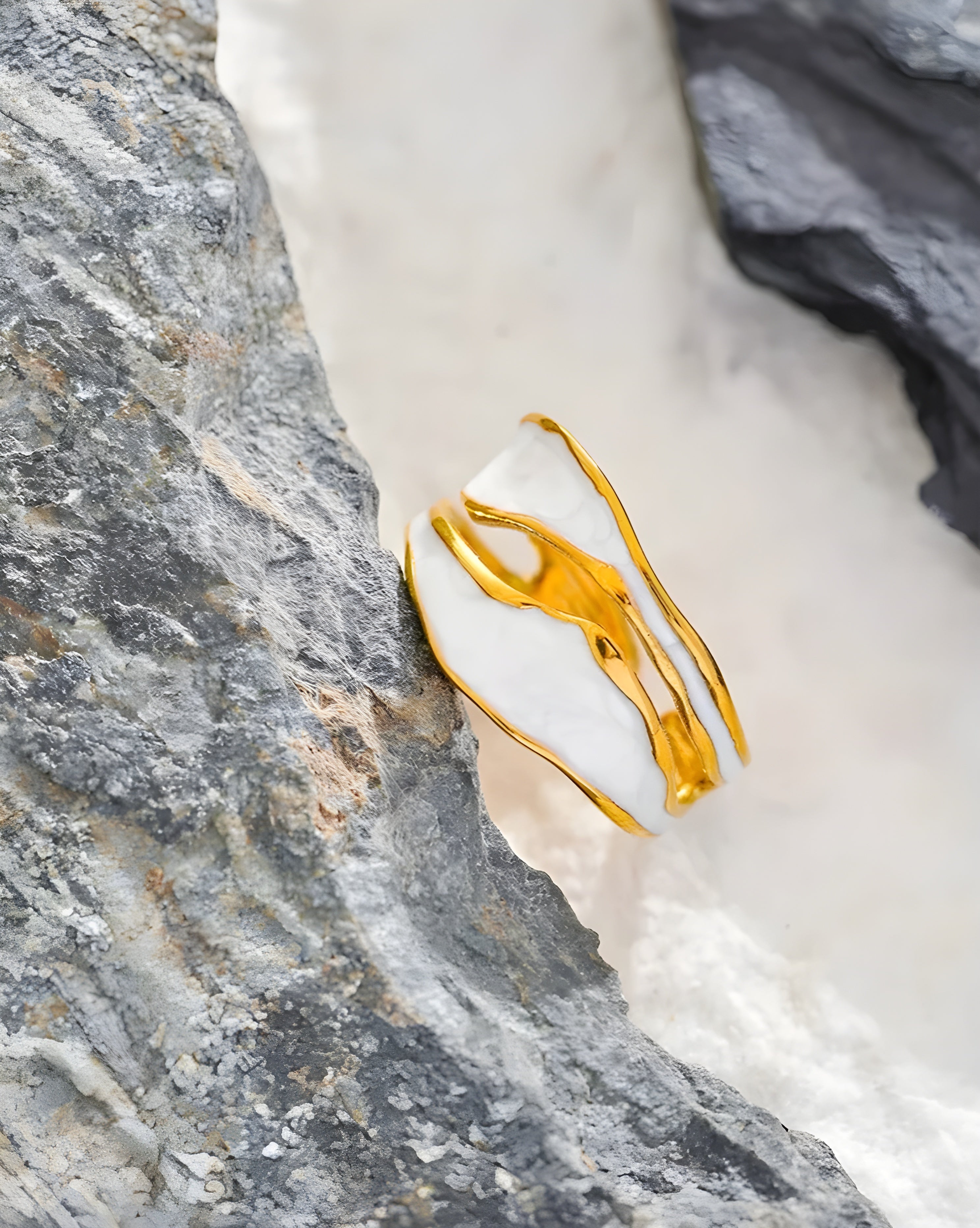 Anel Aberto Lithe Esmalte Branco