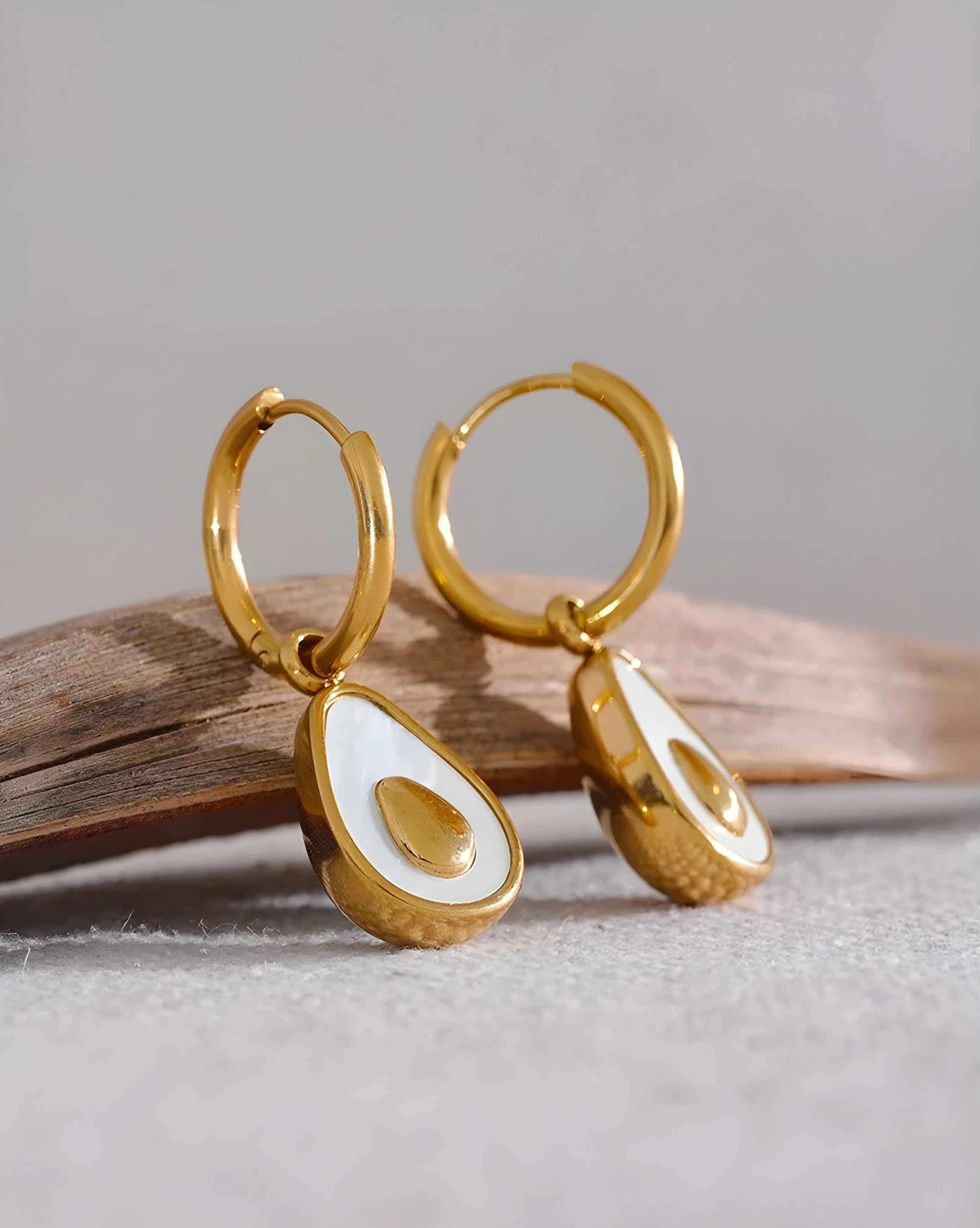 Brinco Abacate Concha Natural