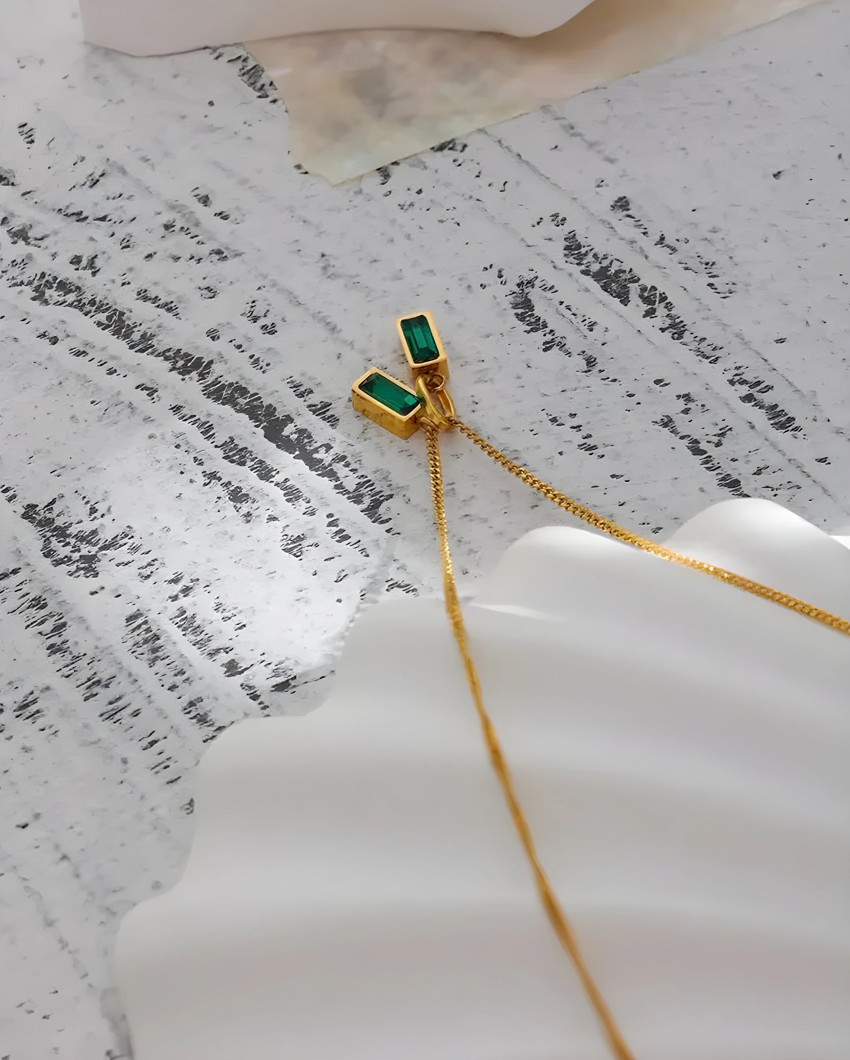 Colar Vivace Zircônia