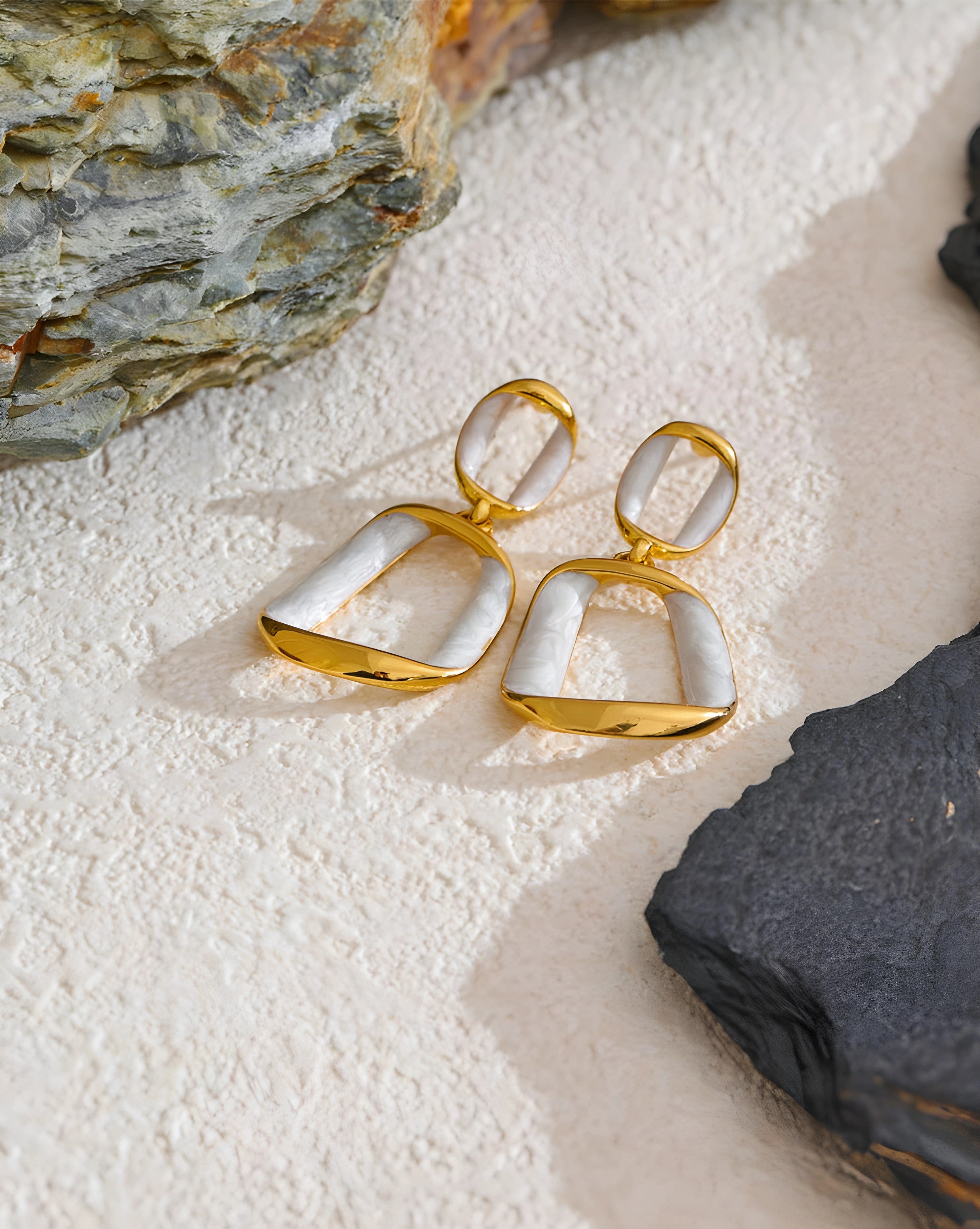 Brinco Chaleur Esmalte Branco