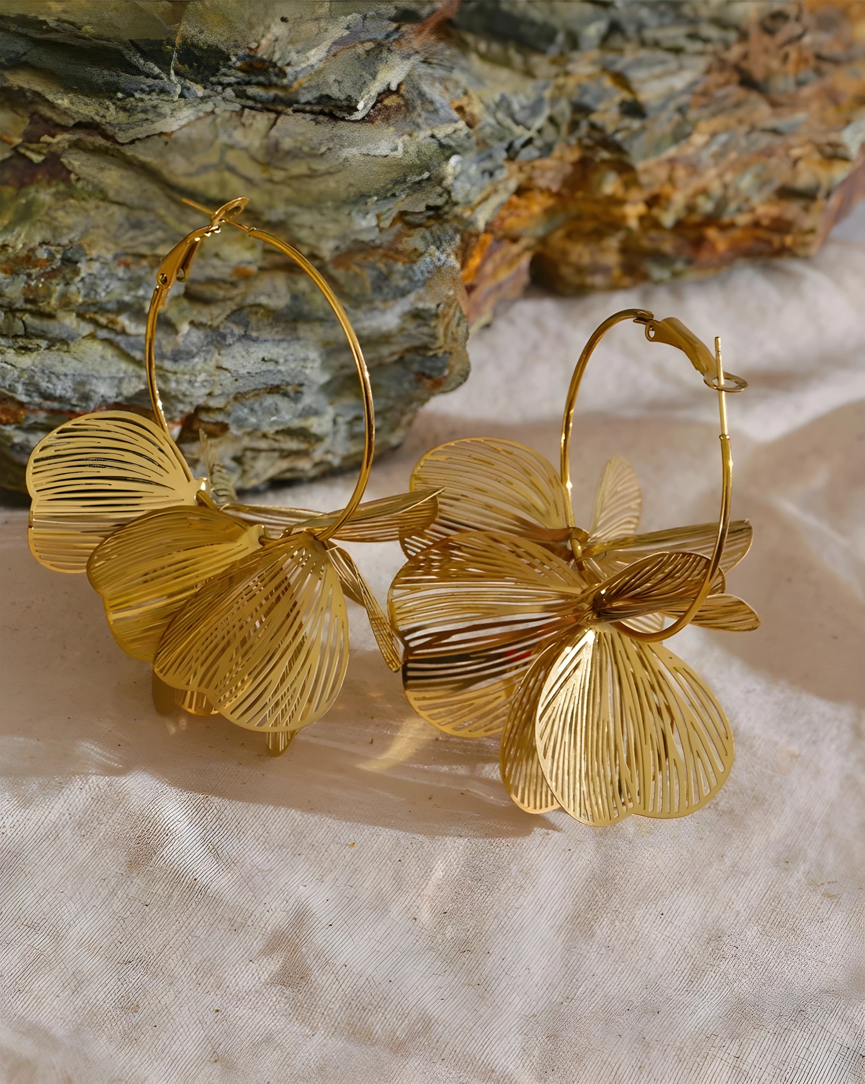 Brinco de Argola Flor Boho