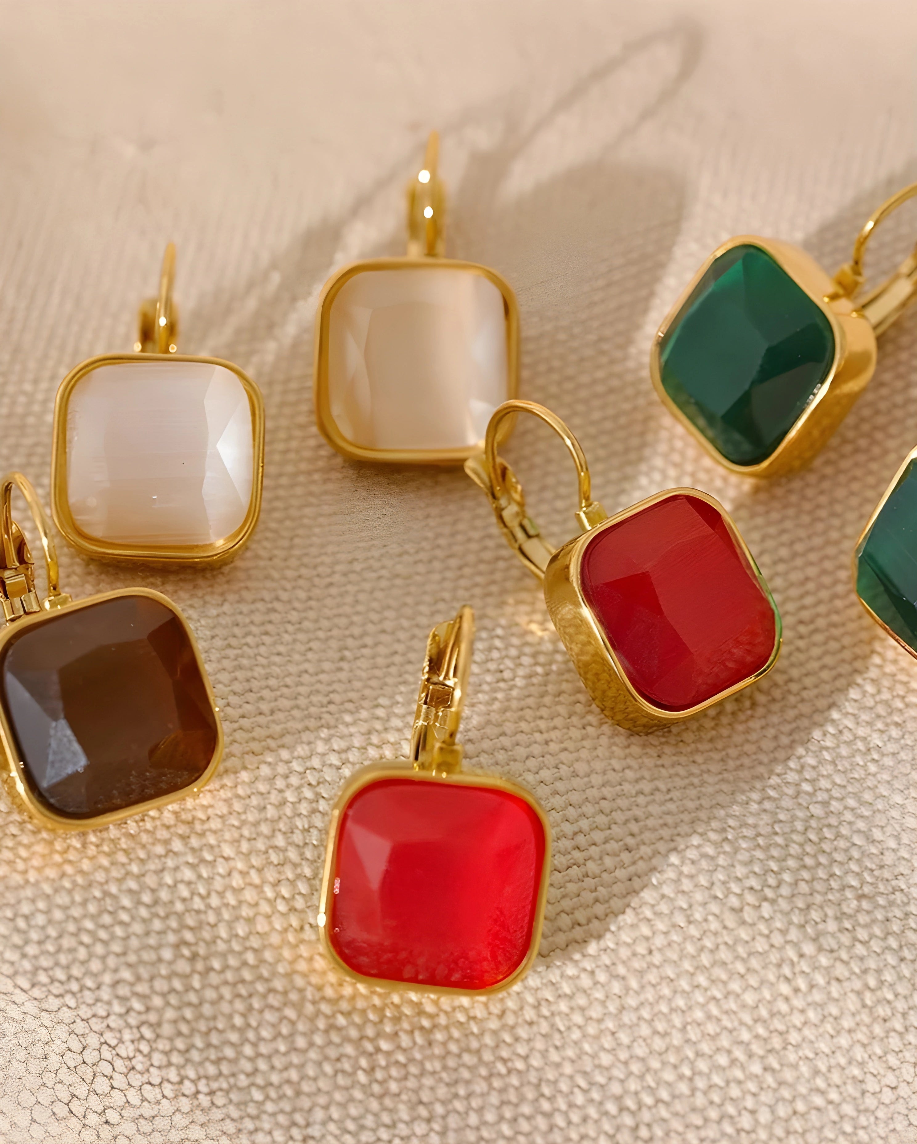 Brinco Gancho Francês Opala