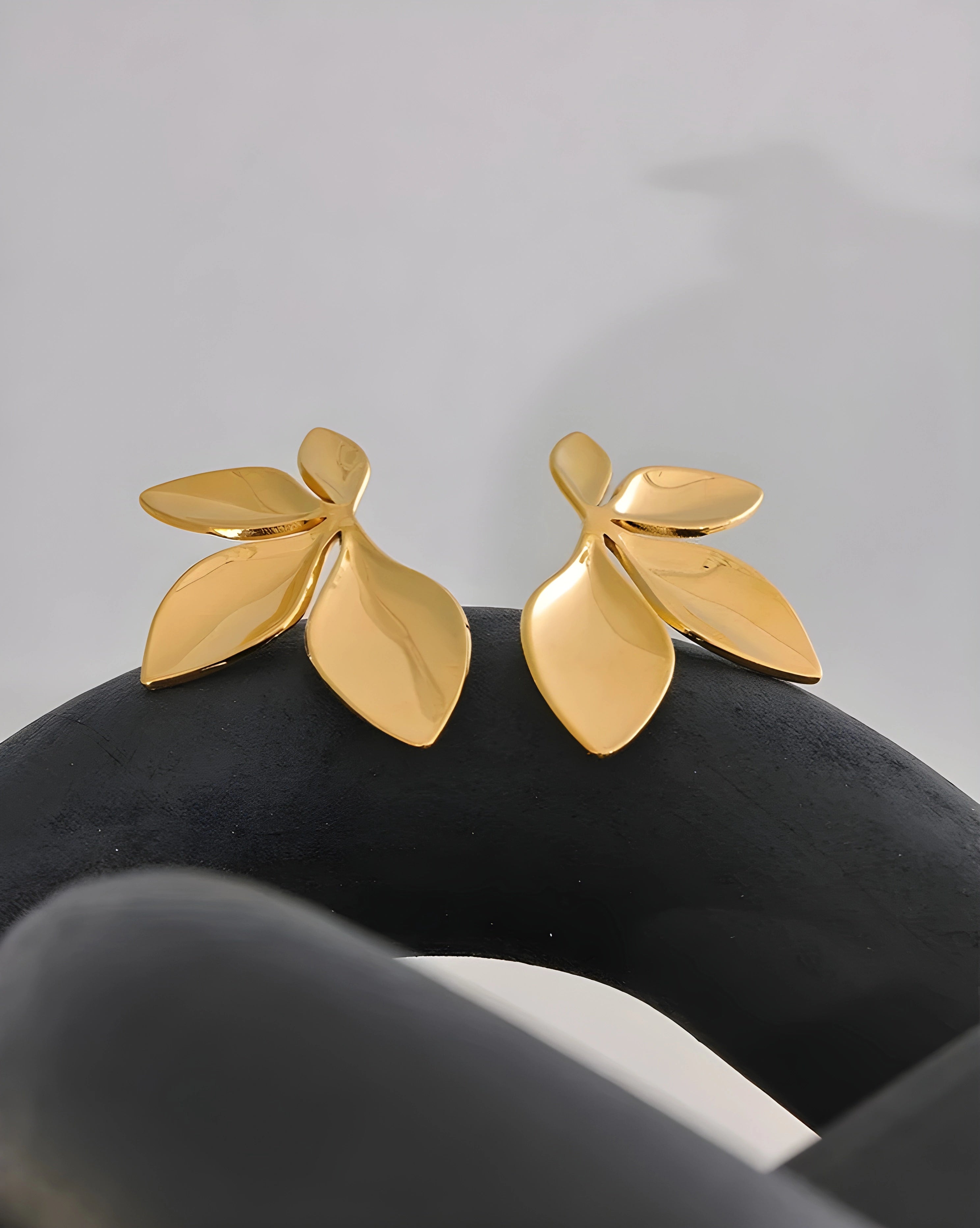 Brinco Folhas Finesse