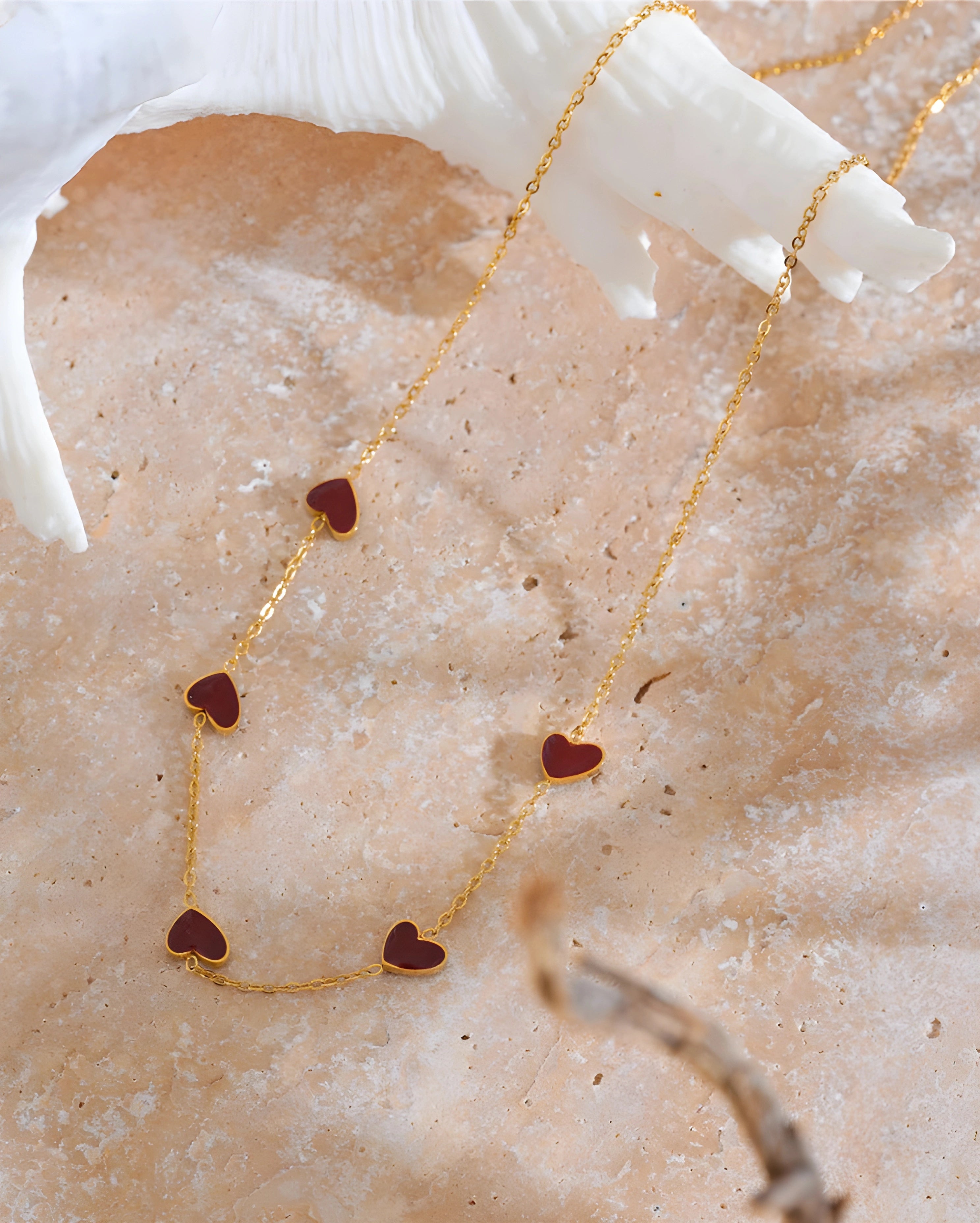 Colar Corações Esmaltados