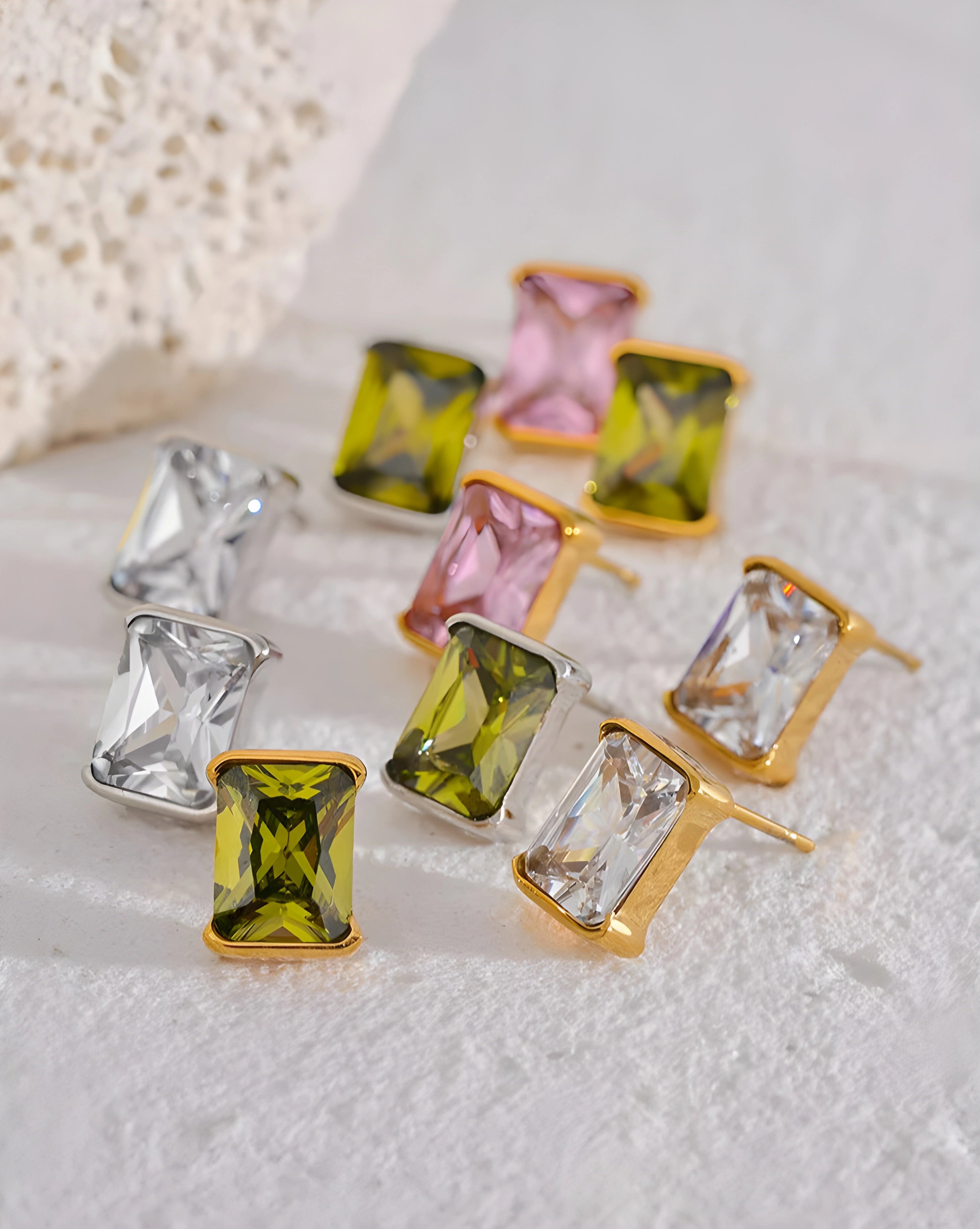 Brinco Stud Bisel Zircônia