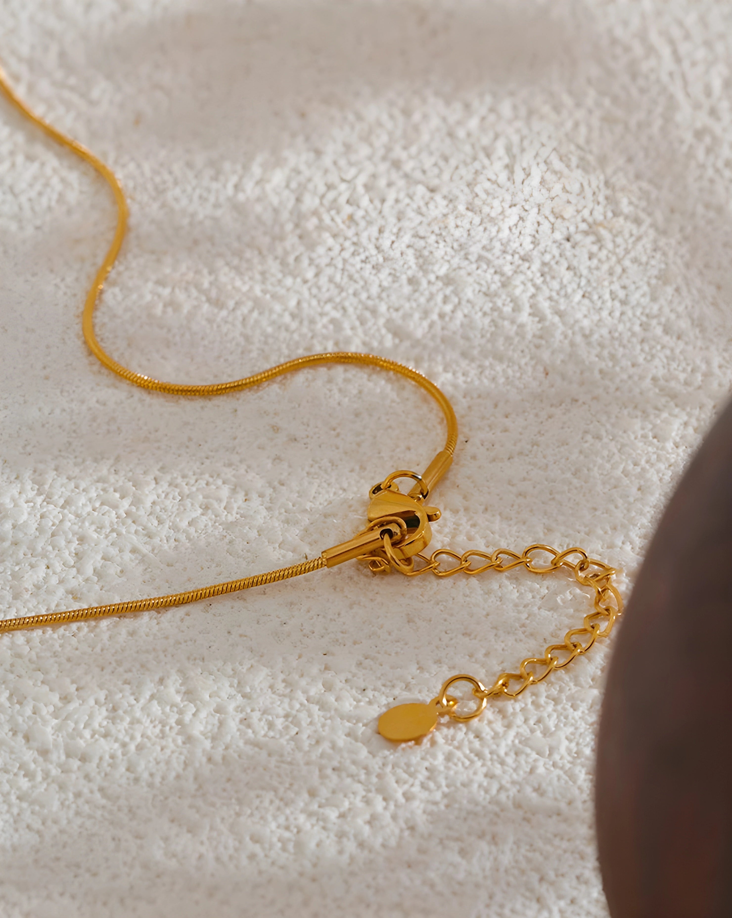 Colar Coração Dainty Esmalte Vermelho